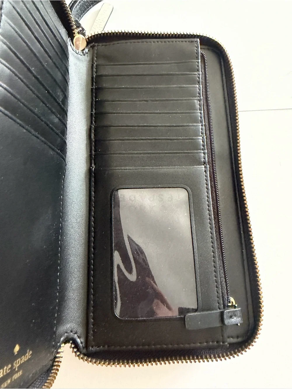 Kate Spade Leather Zip Around Continental Wallet Cream / Black